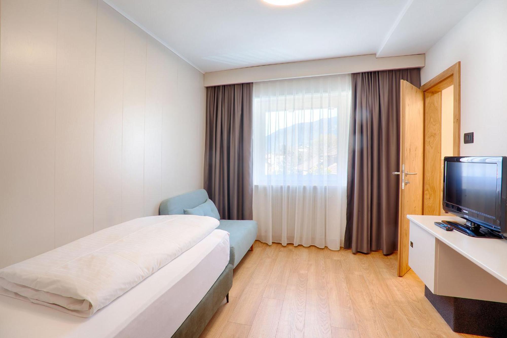 Hotel Lamm ナトゥルノ エクステリア 写真